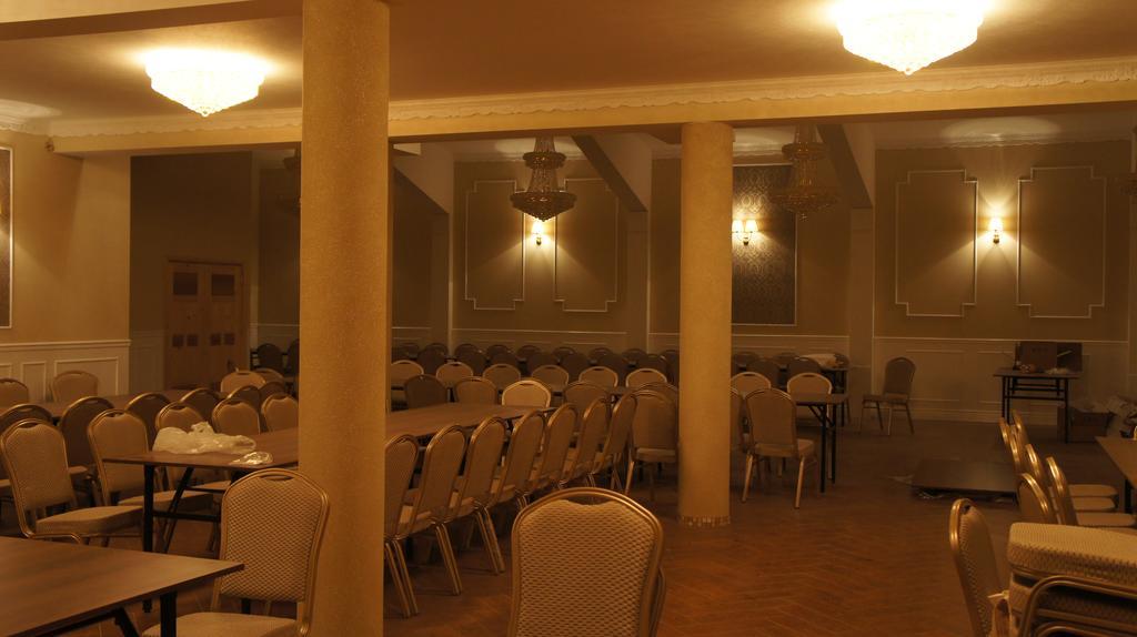Hotel Osrodek Wypoczynkowy Trzy Korony Frydman Exteriér fotografie